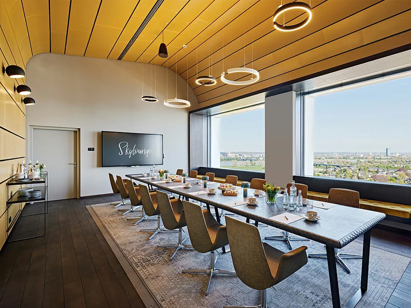 Otto's Skybar, Düsseldorf Strip Ceiling System Aluminum Panels Metal False Ceiling