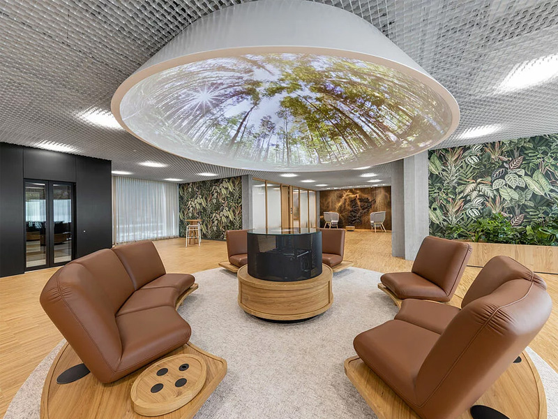 Urner Kantonalbank, Altdorf Metal Ceiling System Aluminum False Strip Ceiling Urner Kantonalbank, Altdorf Metal Ceiling System Aluminum False Strip Ceiling