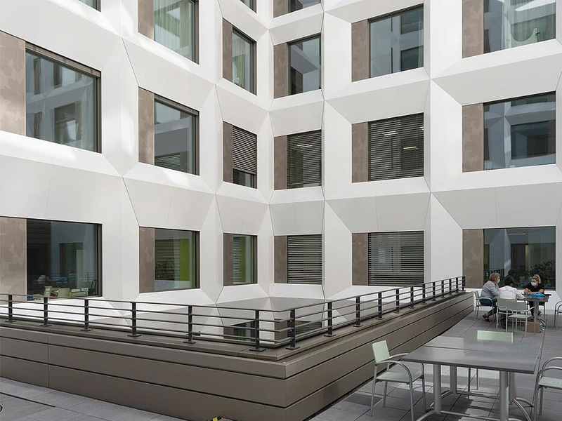 Kulmbach Clinic, Bavaria Aluminum False Panels Metal Ceiling System Kulmbach Clinic, Bavaria Aluminum False Panels Metal Ceiling System