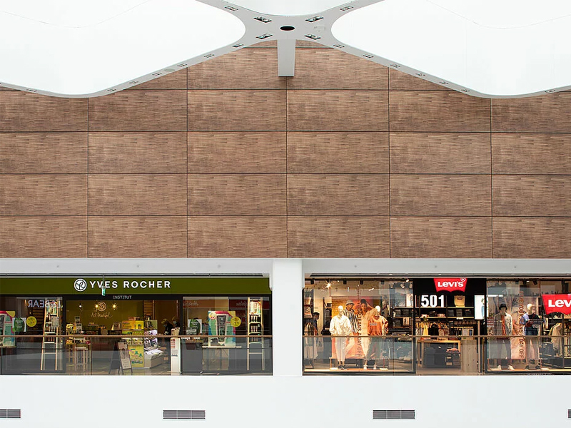 Shopping mall Balexert, Geneva Aluminum Veneer Exterior Metal Wall Cladding Shopping mall Balexert, Geneva Aluminum Veneer Exterior Metal Wall Cladding