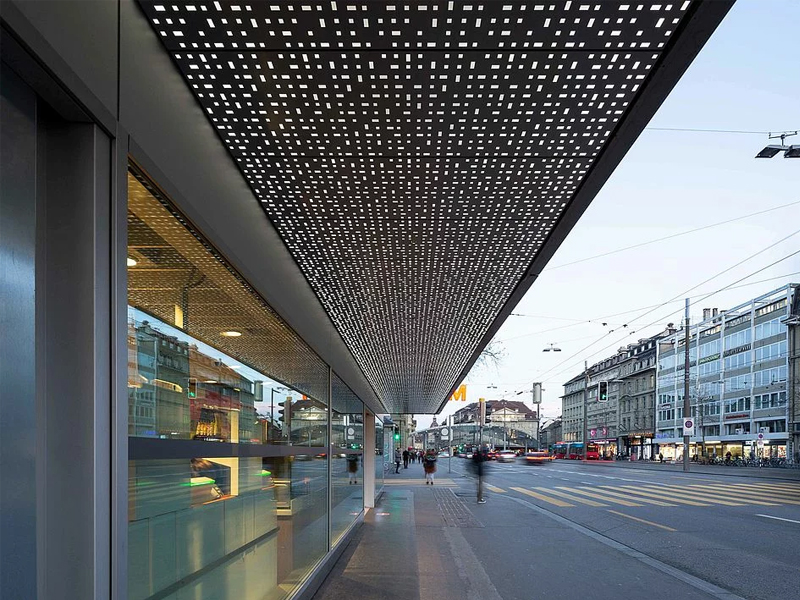 Bubenbergzentrum 8, Bern Strip Metal Ceiling System Aluminum Panels