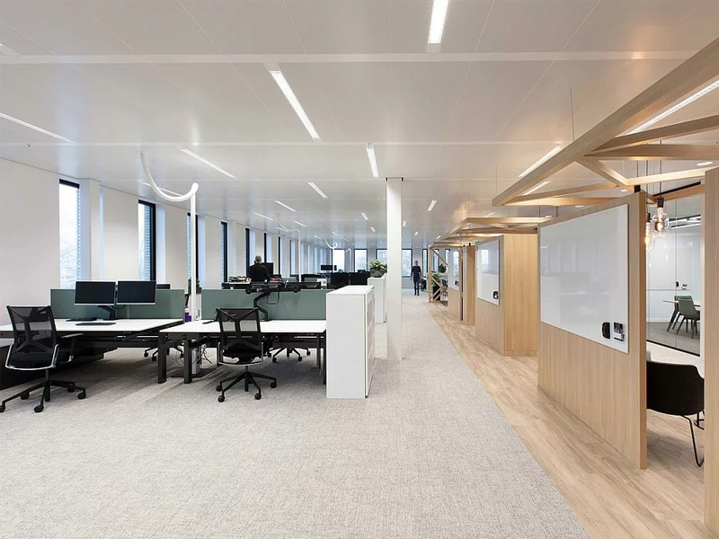 Varex Imaging, Doetinchem Metal Ceiling System Aluminum False Panels Varex Imaging, Doetinchem Metal Ceiling System Aluminum False Panels