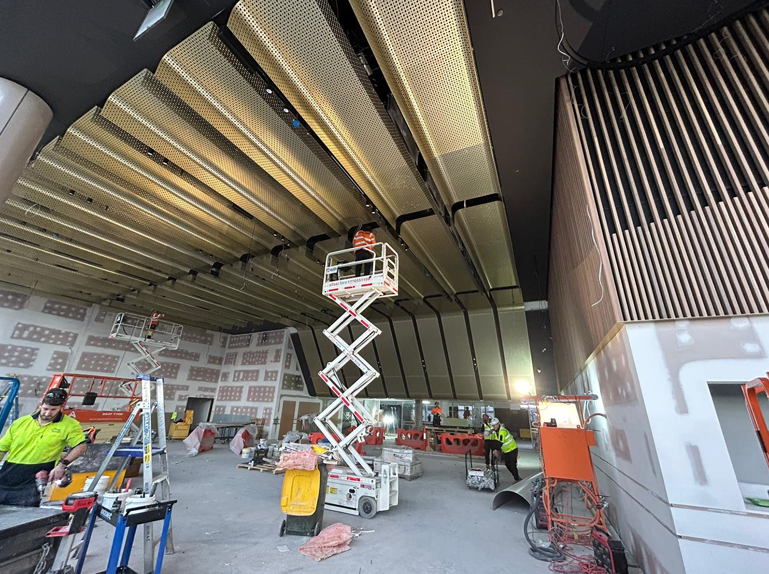 Australia Melborne Marvel Stadium VIP Aluminum Perforated Raft Bespoke Metal Ceiling Australia Melborne Marvel Stadium VIP Aluminum Perforated Raft Bespoke Metal Ceiling