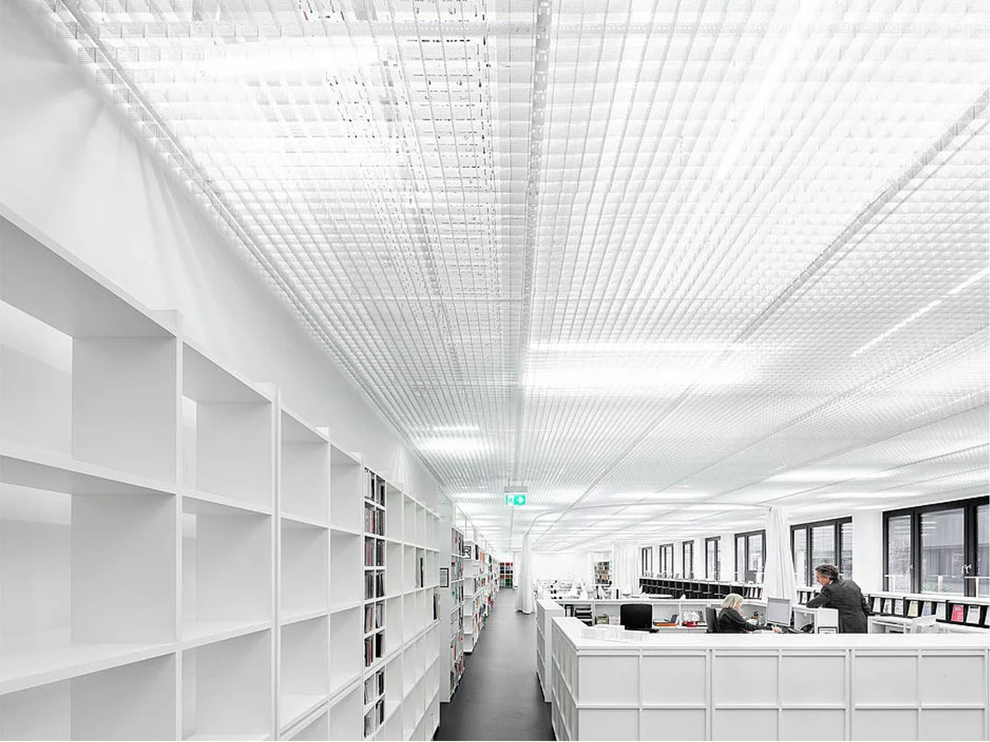 UNIVERSITY LIBRARY OPEN GRID CEILING SYSTEMS Aluminum Metal Ceiling UNIVERSITY LIBRARY OPEN GRID CEILING SYSTEMS Aluminum Metal Ceiling