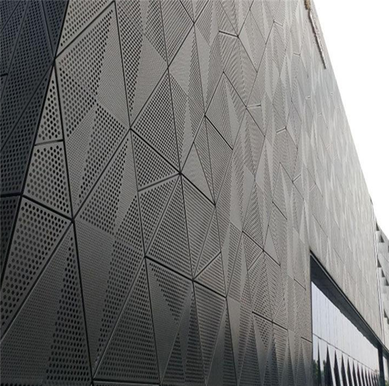 Aluminium Perforated Metal Decorative Exterior Wall Cladding Panels.jpg Aluminium Perforated Metal Decorative Exterior Wall Cladding Panels.jpg