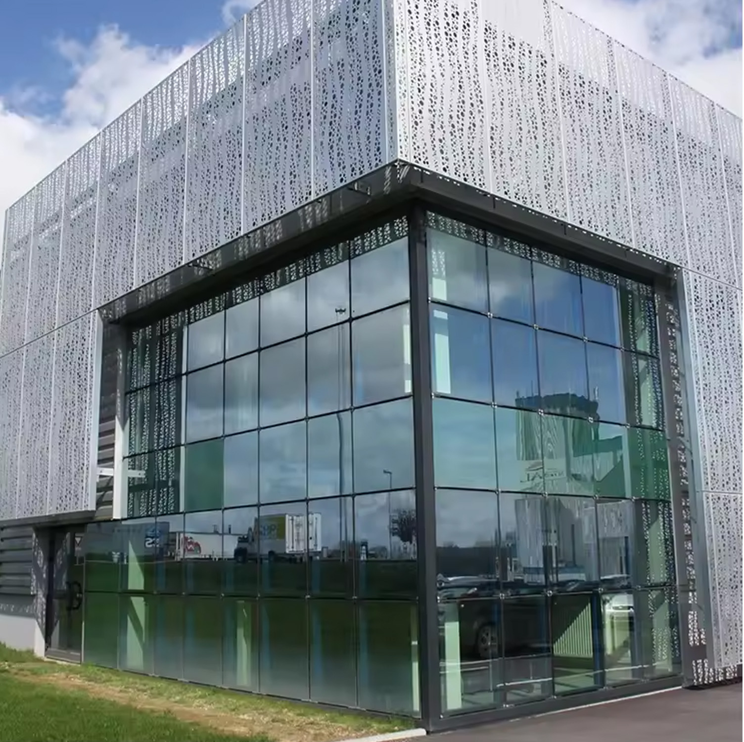 Laser Cut Metal Facade Decorative Metal Facade Panel Aluminium Perforated Facade Panel For Buildings Curtain Wall Decoration.jpg Laser Cut Metal Facade Decorative Metal Facade Panel Aluminium Perforated Facade Panel For Buildings Curtain Wall Decoration.jpg