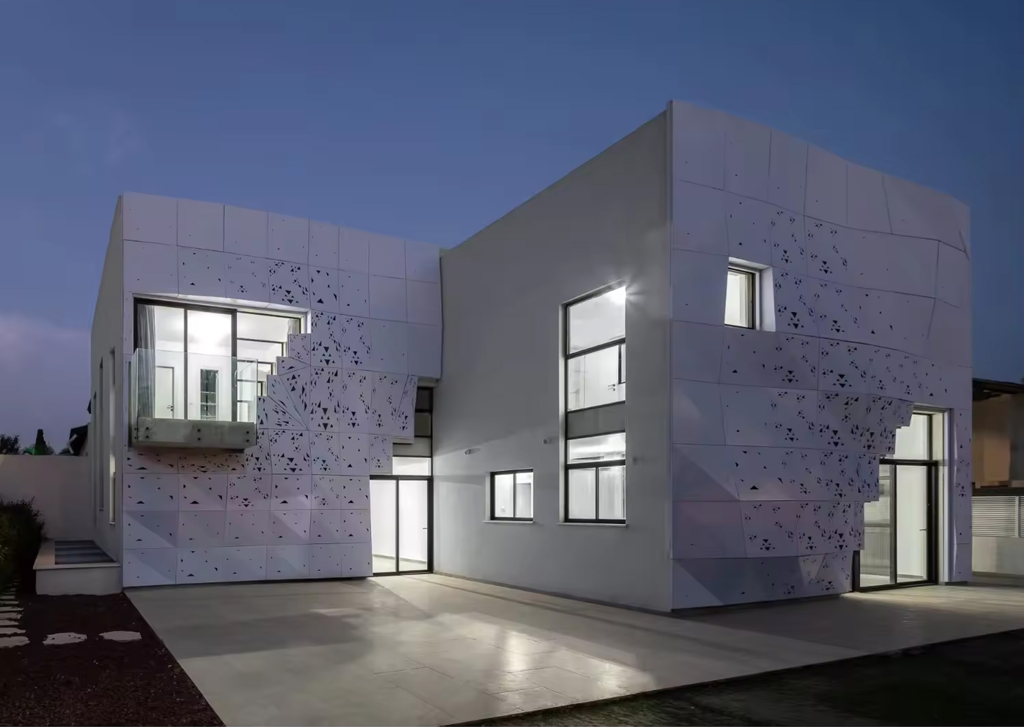 Decorative building exterior wall covering 3d aluminum perforated cladding panels.jpg Decorative building exterior wall covering 3d aluminum perforated cladding panels.jpg