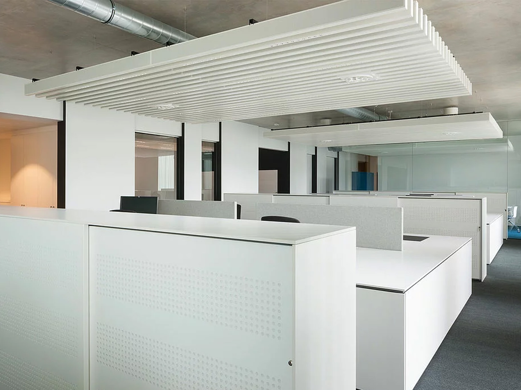 Office Suspended False Ceiling Aluminum False Ceiling Panel Customized Ceiling