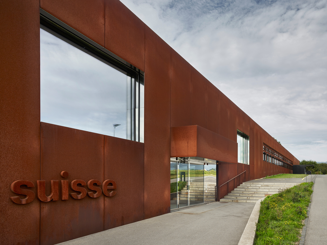 Metal Aluminum Siding Panels Aluminum Curtain Wall Cladding Cover Veneer For Building Facades.jpg Metal Aluminum Siding Panels Aluminum Curtain Wall Cladding Cover Veneer For Building Facades.jpg