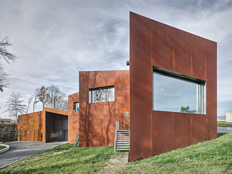 Metal Aluminum Siding Panels Aluminum Curtain Wall Cladding Cover Veneer For Building Facades.jpg Metal Aluminum Siding Panels Aluminum Curtain Wall Cladding Cover Veneer For Building Facades.jpg