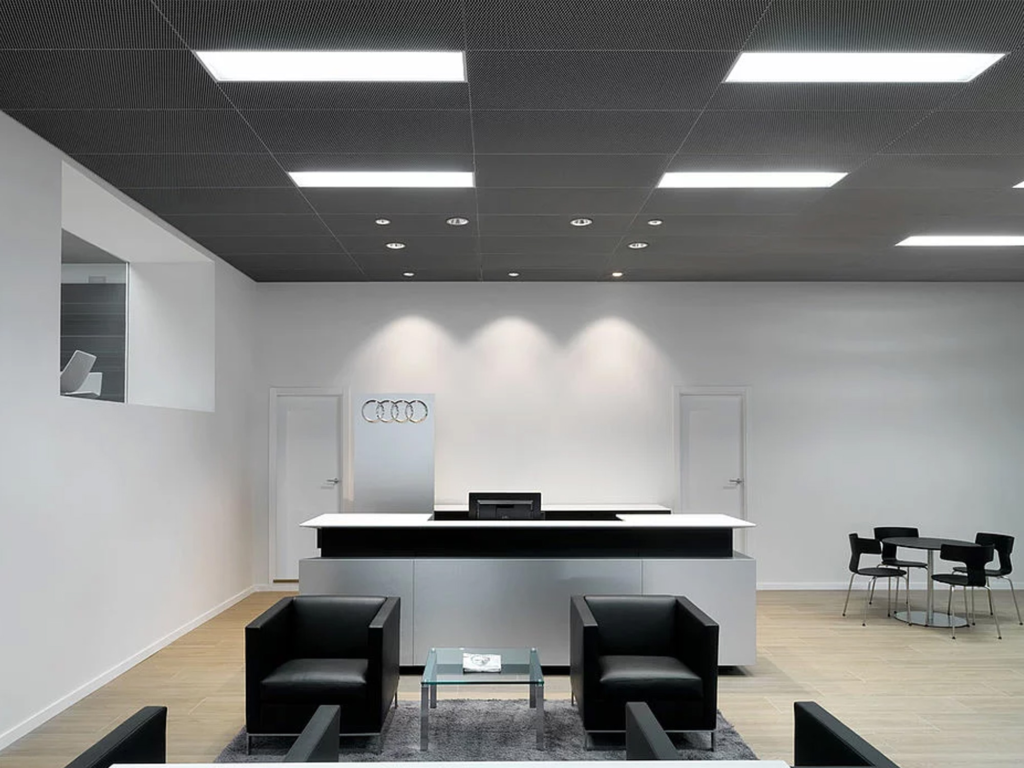 Audi Capitan METAL PANELS Metal Aluminum Ceiling Aluminum False Ceiling Panel Audi Capitan METAL PANELS Metal Aluminum Ceiling Aluminum False Ceiling Panel