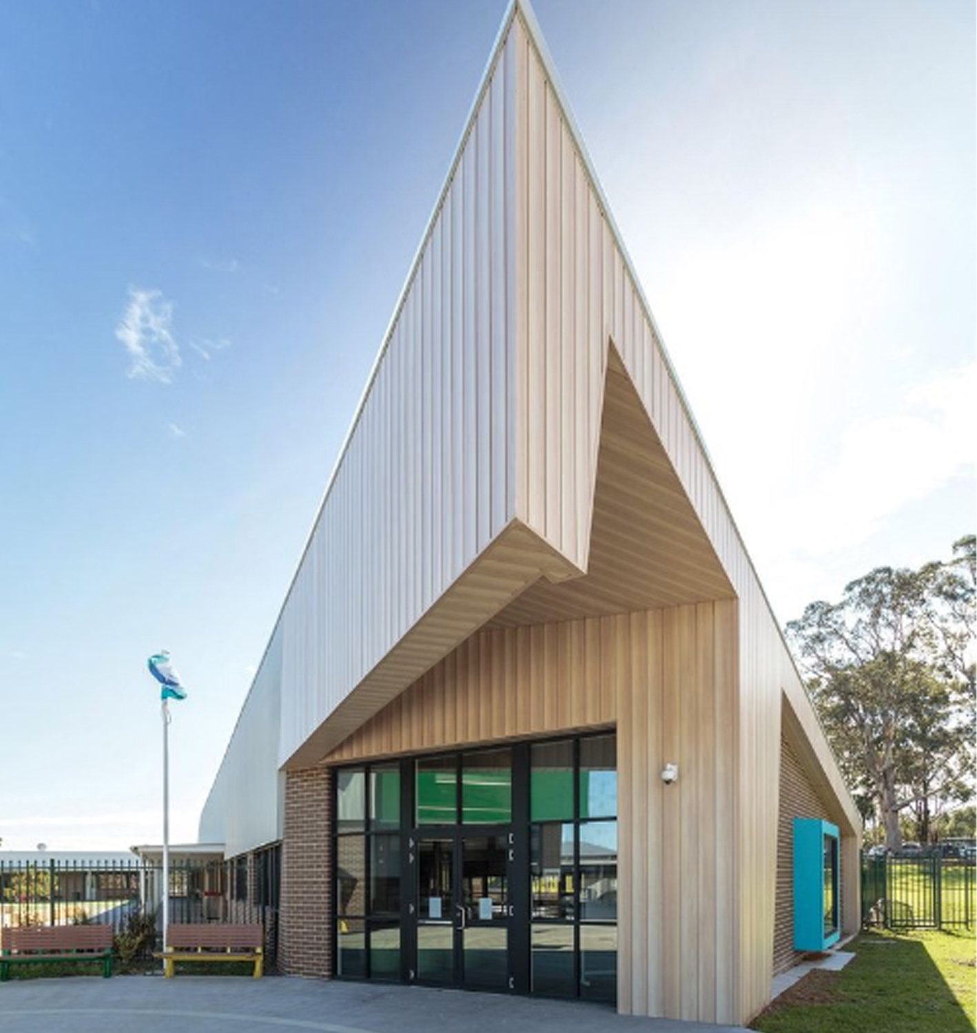 DECOCLAD NON-COMBUSTIBLE ALUMINIUM CLADDING aluminium wall cladding systems Acm cladding METAL PANELS.jpg DECOCLAD NON-COMBUSTIBLE ALUMINIUM CLADDING aluminium wall cladding systems Acm cladding METAL PANELS.jpg