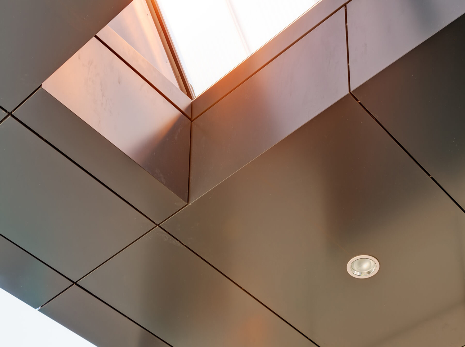 Installation and Maintenance of Aluminum Panels: Ensuring Longevity and Performance