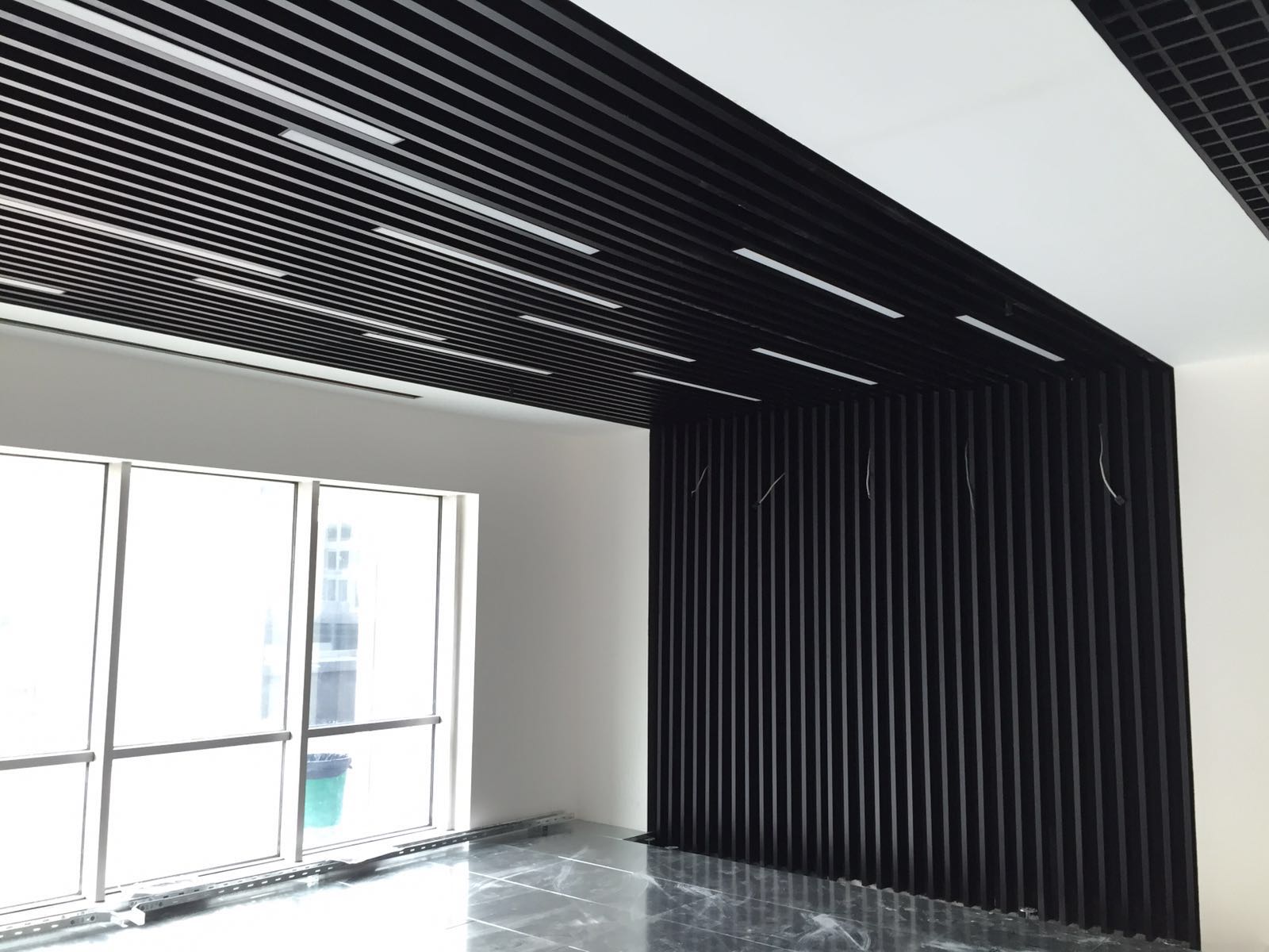 Aluminum Ceiling Technical Specifications: Versatility and Performance Aluminum Ceiling Technical Specifications: Versatility and Performance