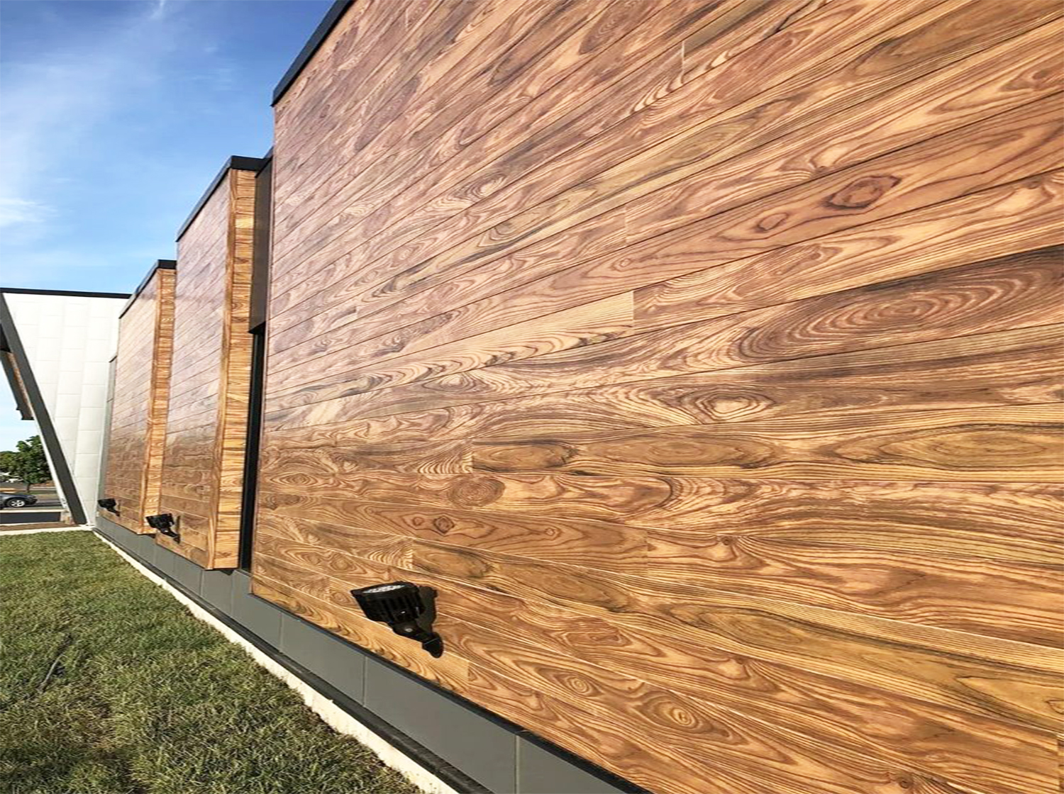 Unveiling the Craftsmanship of Wood Grain Aluminum Panels Unveiling the Craftsmanship of Wood Grain Aluminum Panels