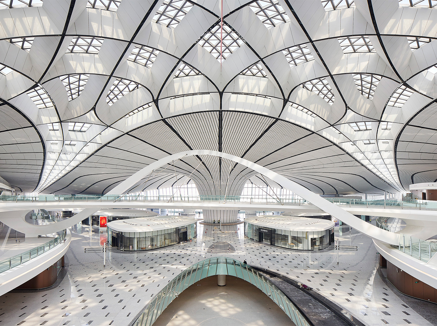 Jayminton's Crucial Role in Beijing Daxing International Airport's Aluminum Ceiling Project Jayminton's Crucial Role in Beijing Daxing International Airport's Aluminum Ceiling Project