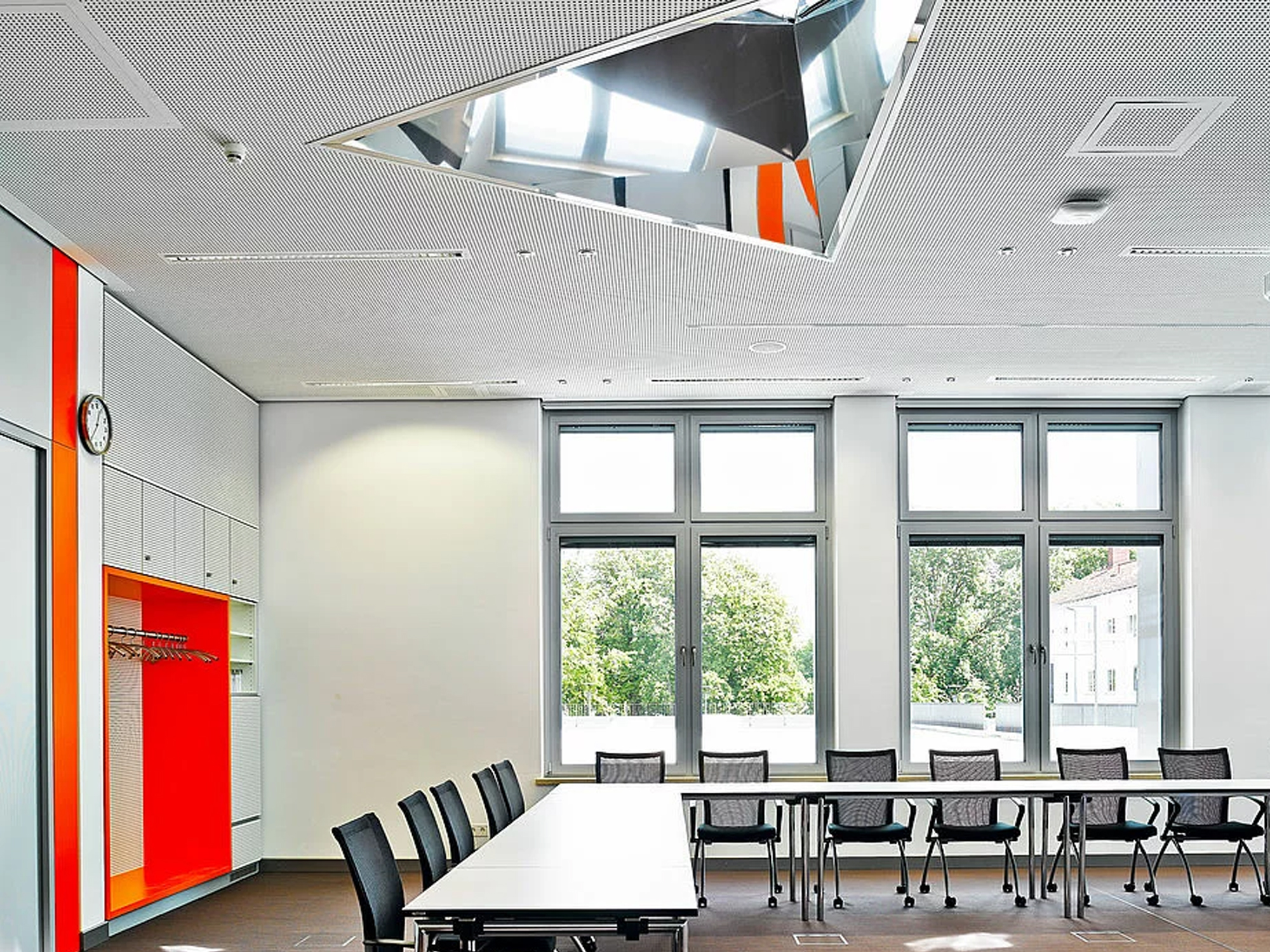 Educational institute of the trade association Perforated Aluminum Panels Aluminum Ceiling Aluminum Metal Ceiling Educational institute of the trade association Perforated Aluminum Panels Aluminum Ceiling Aluminum Metal Ceiling