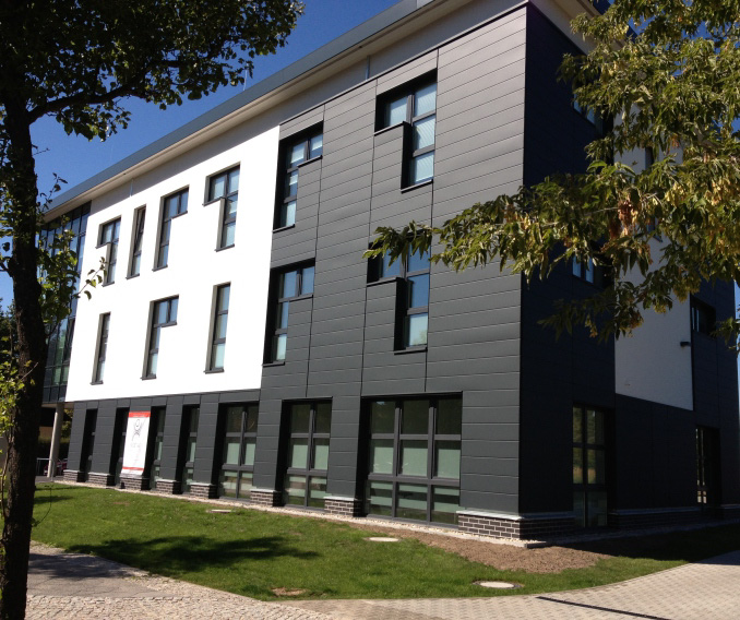 Medical Center “Weiße Taube”Flashclad Cladding Aluminum Wall Cladding Metal Wall Cladding.jpg Medical Center “Weiße Taube”Flashclad Cladding Aluminum Wall Cladding Metal Wall Cladding.jpg