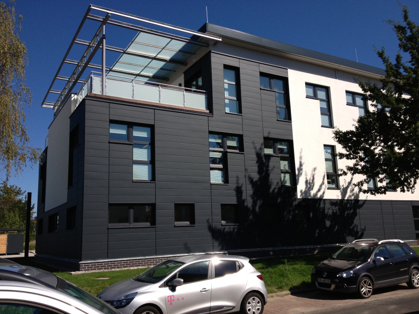 Medical Center “Weiße Taube”Flashclad Cladding Aluminum Wall Cladding Metal Wall Cladding.jpg Medical Center “Weiße Taube”Flashclad Cladding Aluminum Wall Cladding Metal Wall Cladding.jpg