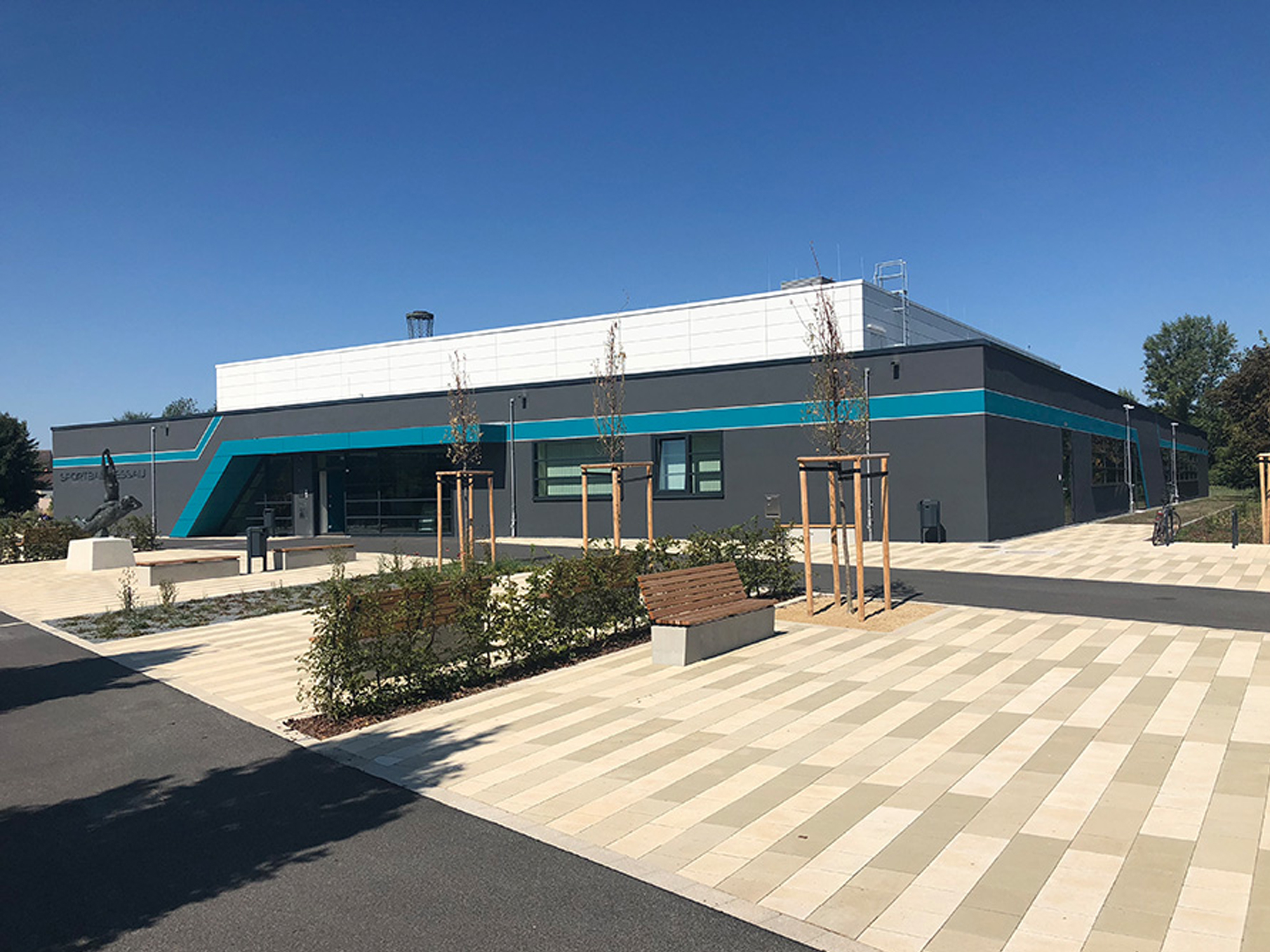 Indoor swimming pool Acm Cladding METAL PANELS Aluminium Wall Cladding Systems.jpg Indoor swimming pool Acm Cladding METAL PANELS Aluminium Wall Cladding Systems.jpg