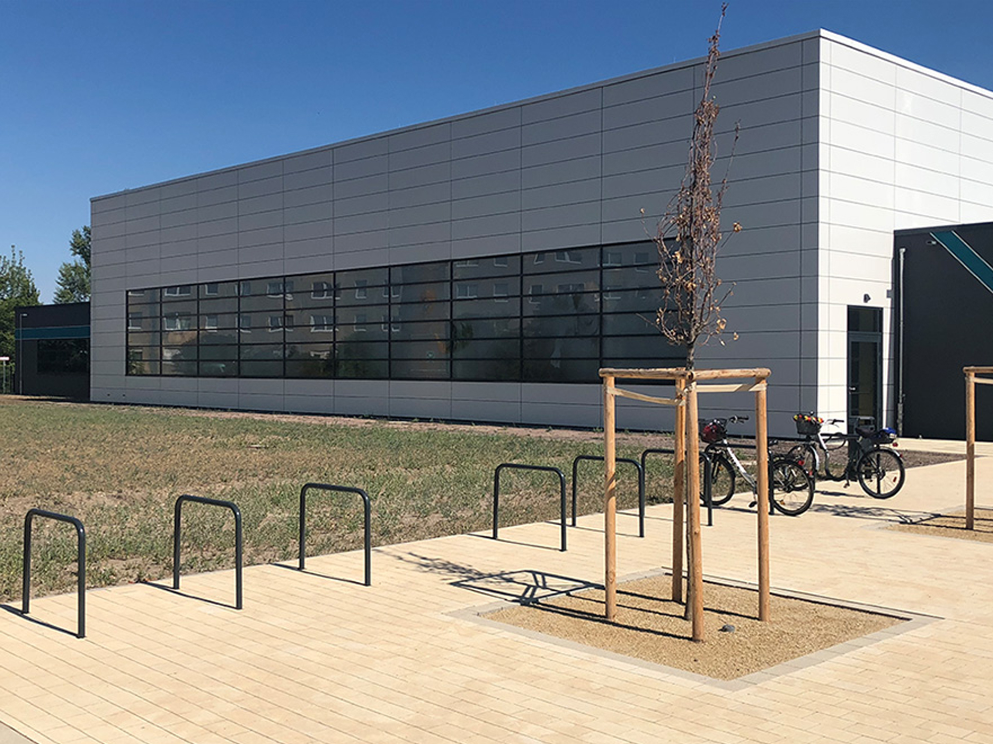 Indoor swimming pool Acm Cladding METAL PANELS Aluminium Wall Cladding Systems.jpg Indoor swimming pool Acm Cladding METAL PANELS Aluminium Wall Cladding Systems.jpg