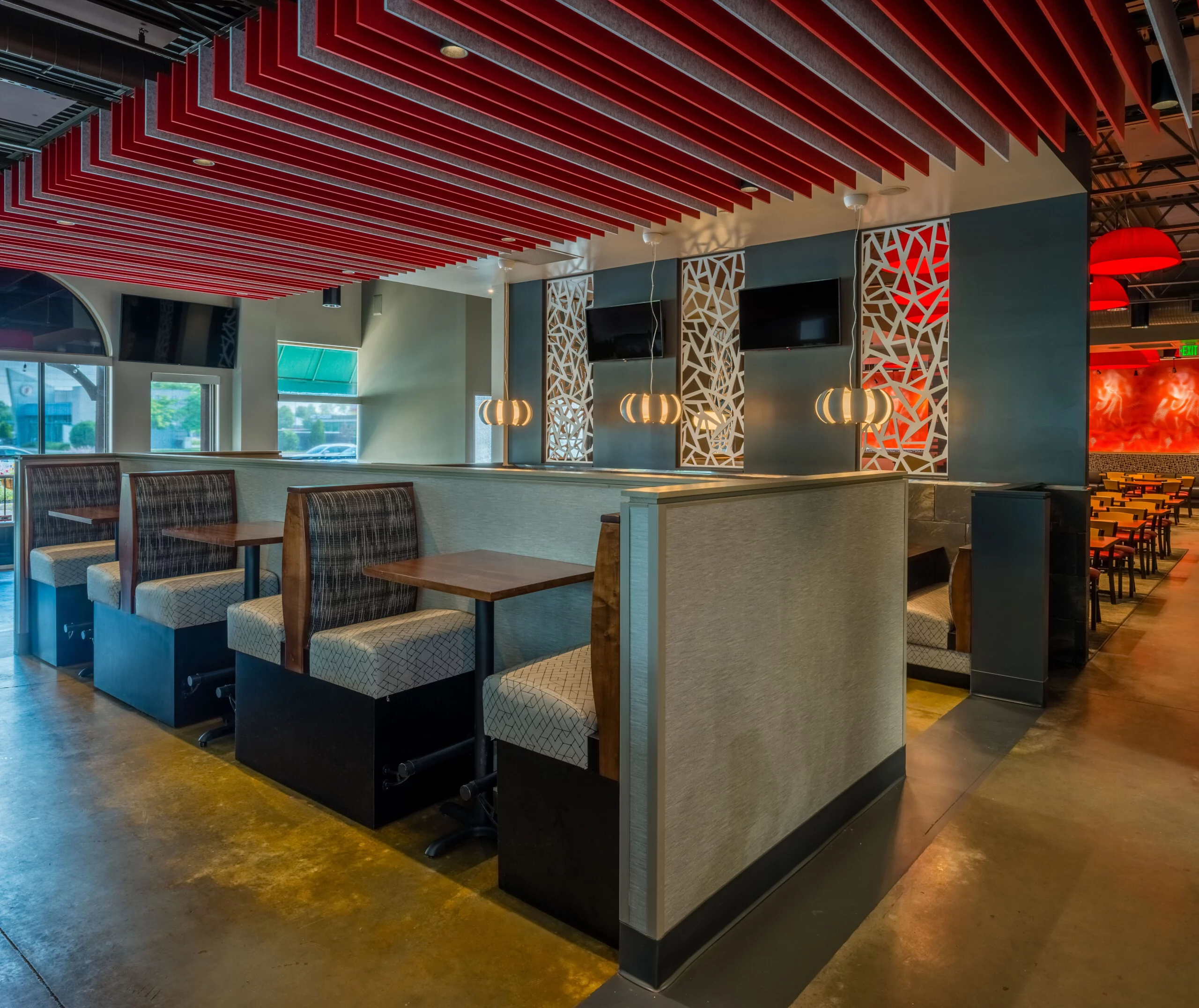 The Technical Advantages of Metal Baffle Ceiling Panels in Restaurant Settings The Technical Advantages of Metal Baffle Ceiling Panels in Restaurant Settings