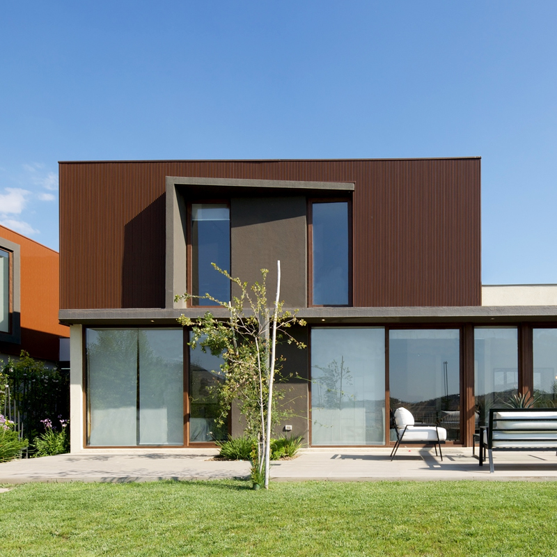 Europe Modern Energy-efficient High-performance Aluminum Fluted Panel Facade Cladding Systems f